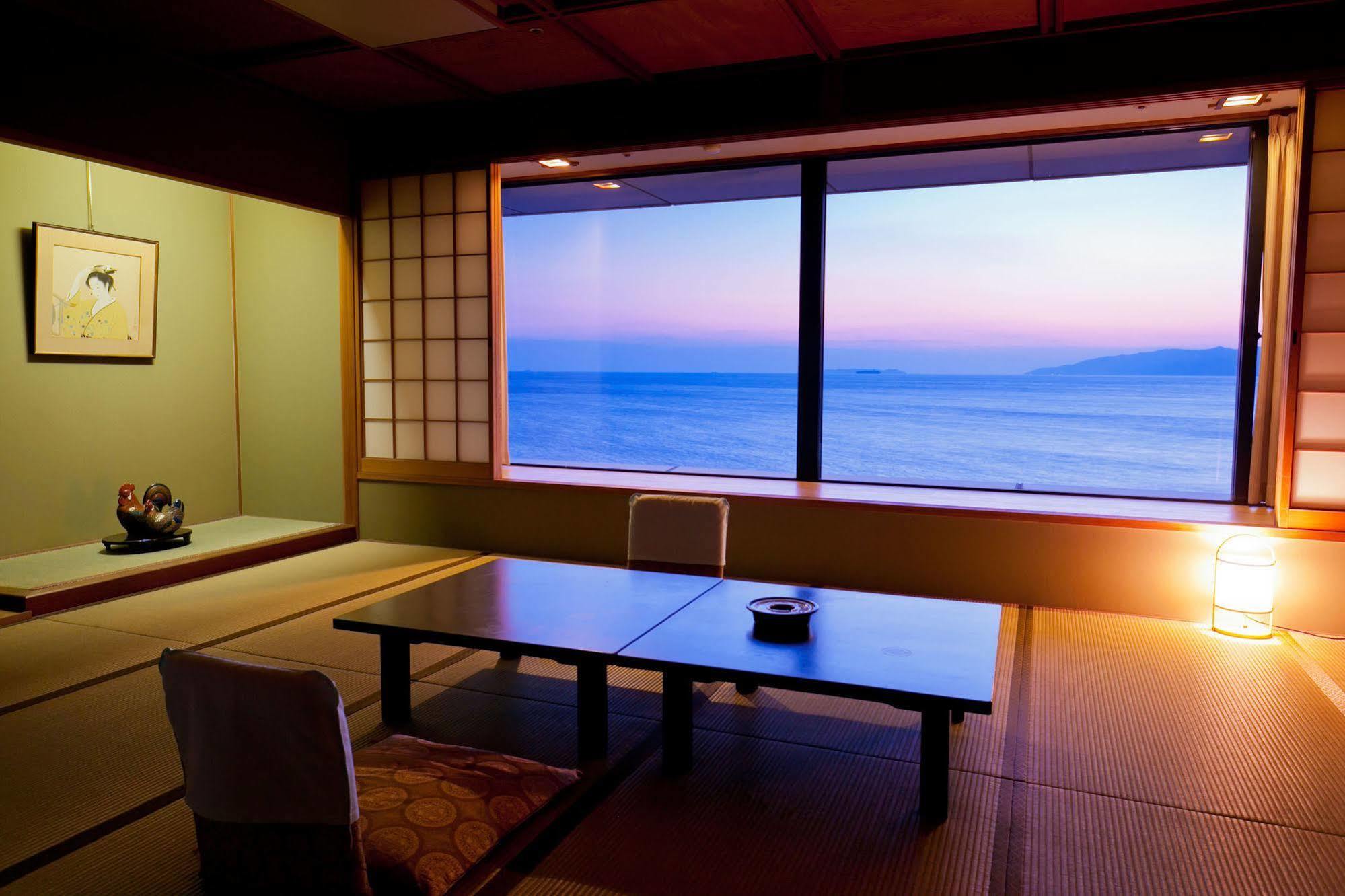 Hotel Wakayama Kada Onsen Kada Kaigetsu Exteriér fotografie