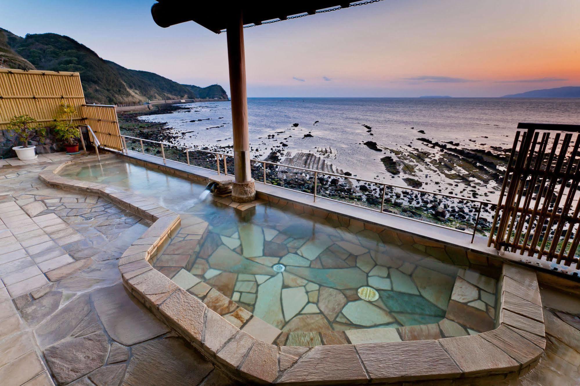 Hotel Wakayama Kada Onsen Kada Kaigetsu Exteriér fotografie